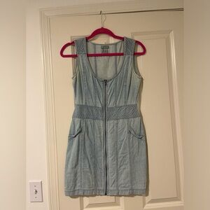 Akualani denim dress size small